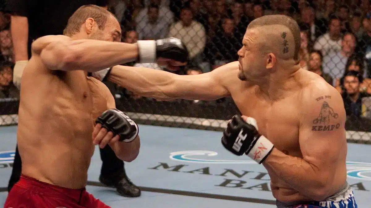 Chuck-Liddell beats Randy Couture in their third fight