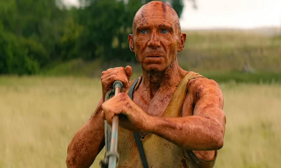 Ralph Fiennes As Dr. Kelson In 28 Years Later The Bone Temple